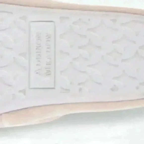 SOLD Pajamagram Addison Meadow Heart Slippers - Picture 5 of 5